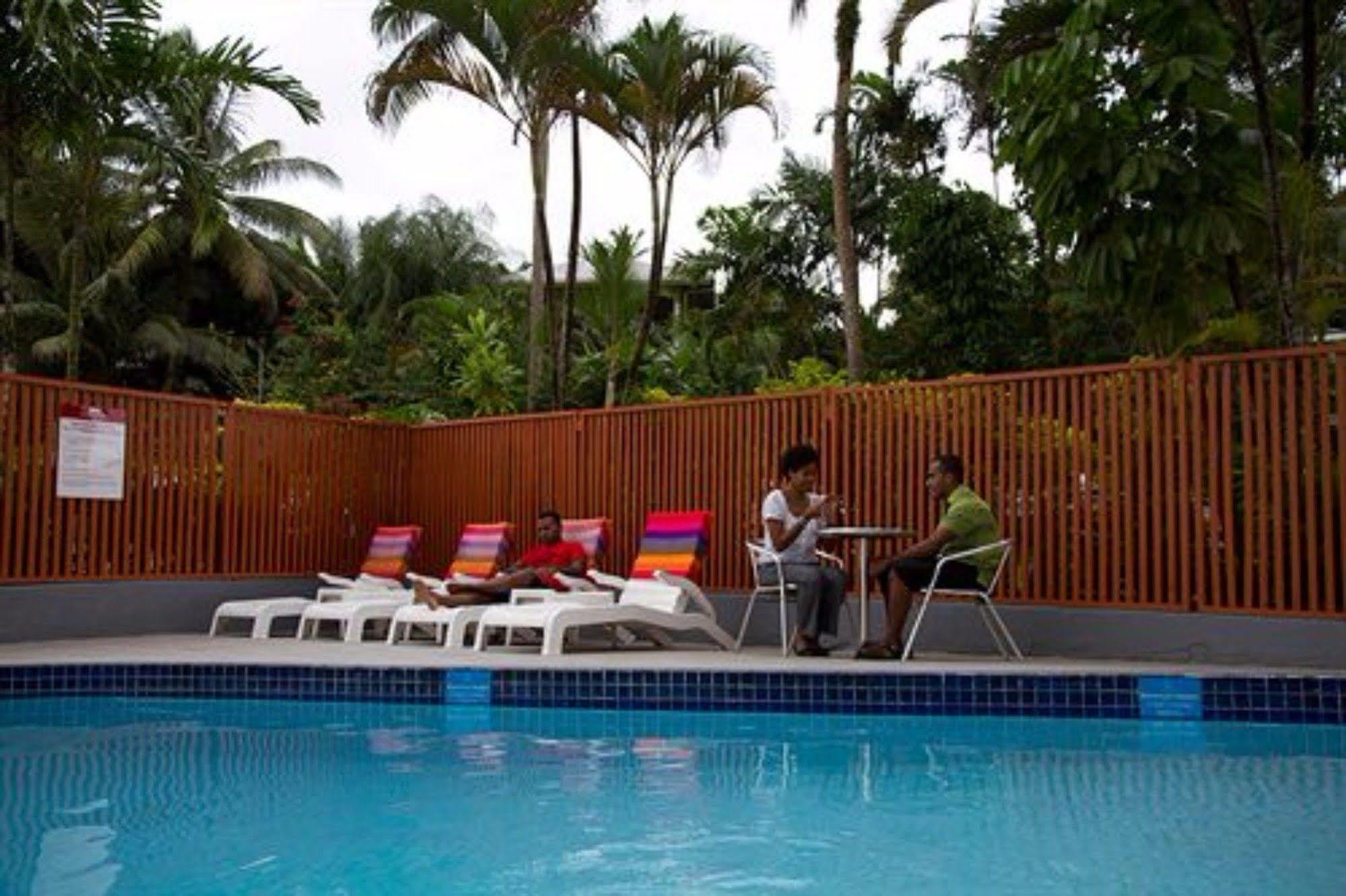Tanoa Plaza Hotel Suva Exterior foto